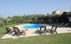Apartment Arba 3 S Bazenom I Parkingom